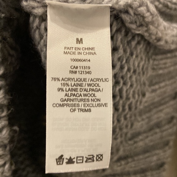 EUC - Dynamite Cable Knit Sweater - Size Medium - Picture 4 of 4